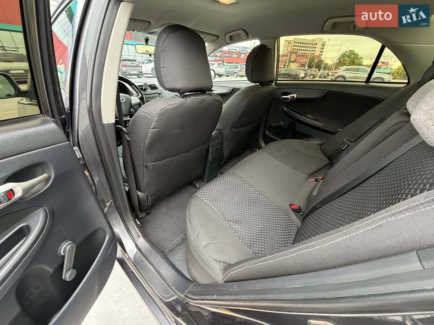 2011 Toyota Corolla - мініатюра 10