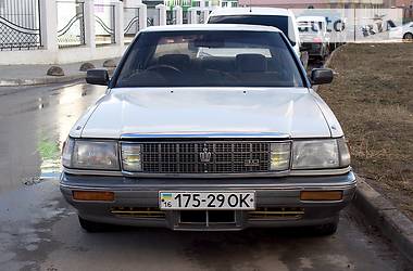 Седан Toyota Crown 1987 в Одессе