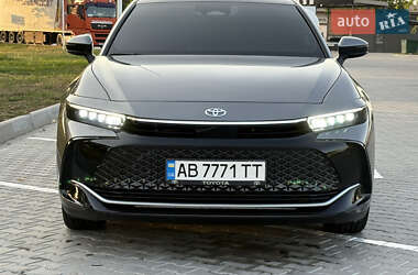 Внедорожник / Кроссовер Toyota Crown 2023 в 