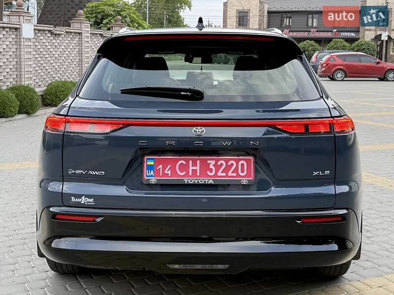 Позашляховик / Кросовер Toyota Crown 2024 в Вінниці