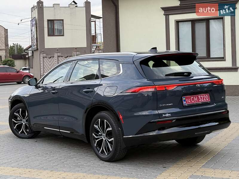 Позашляховик / Кросовер Toyota Crown 2024 в Вінниці