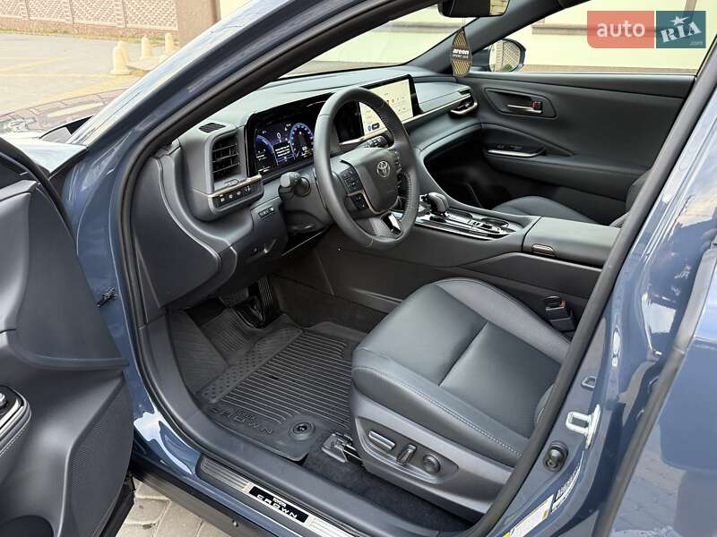 Позашляховик / Кросовер Toyota Crown 2024 в Вінниці