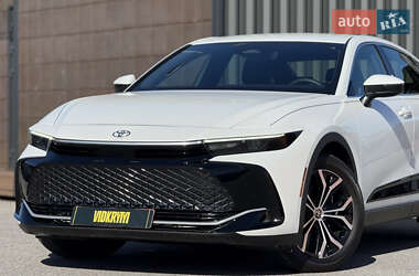 Внедорожник / Кроссовер Toyota Crown 2024 в 