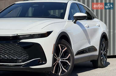 Внедорожник / Кроссовер Toyota Crown 2024 в 