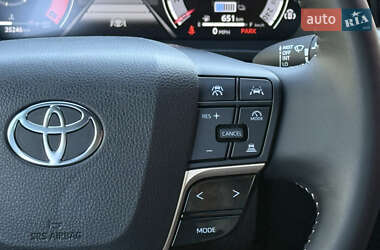 Внедорожник / Кроссовер Toyota Crown 2024 в 