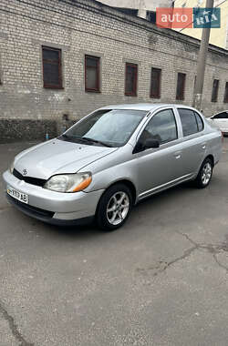 Седан Toyota Echo 2000 в Одессе