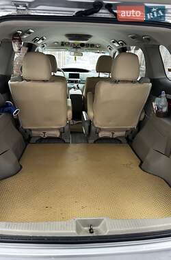 Минивэн Toyota Estima 2008 в Виннице