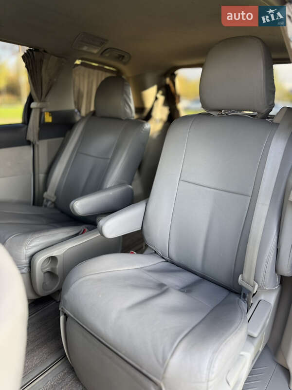 Мінівен Toyota Estima 2010 в Миколаєві
