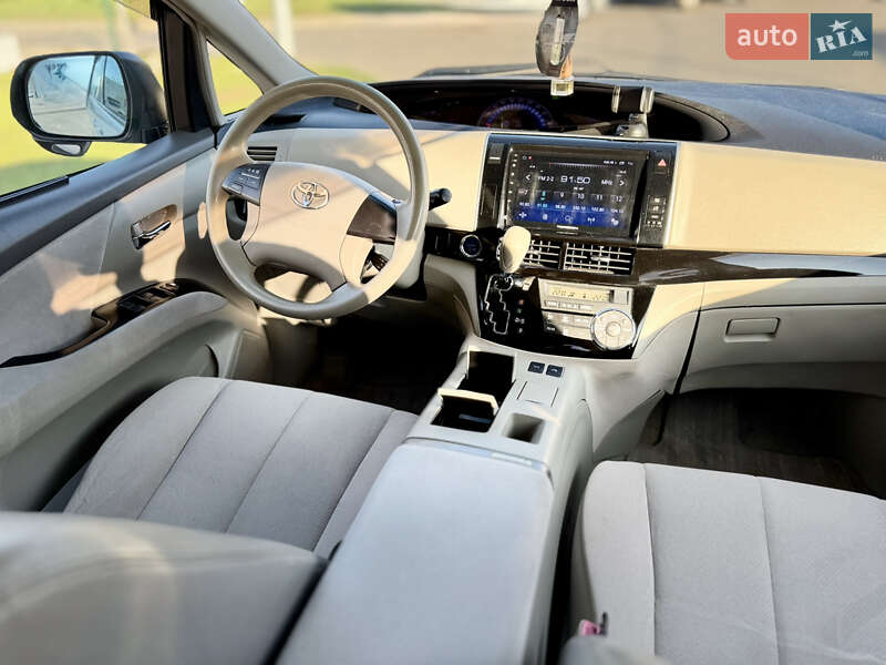 Мінівен Toyota Estima 2010 в Миколаєві