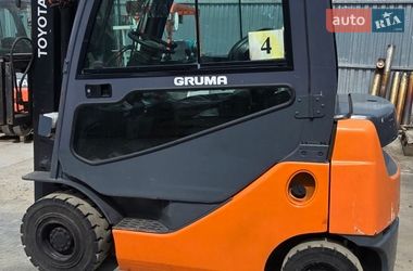 Вилочный погрузчик Toyota FD18 2016 в Тернополе