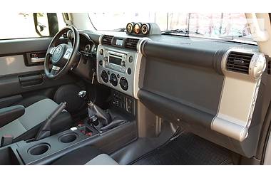 Внедорожник / Кроссовер Toyota FJ Cruiser 2013 в Киеве