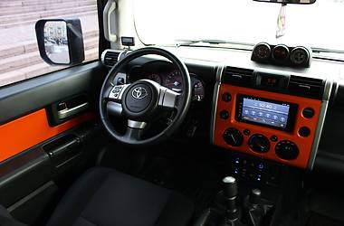 Внедорожник / Кроссовер Toyota FJ Cruiser 2007 в Киеве