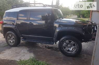 Позашляховик / Кросовер Toyota FJ Cruiser 2008 в 
