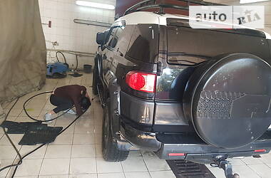 Позашляховик / Кросовер Toyota FJ Cruiser 2008 в 