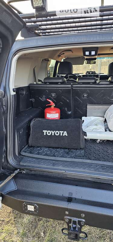 Внедорожник / Кроссовер Toyota FJ Cruiser 2008 в Березане