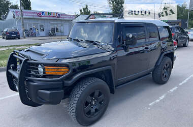 Внедорожник / Кроссовер Toyota FJ Cruiser 2006 в Киеве