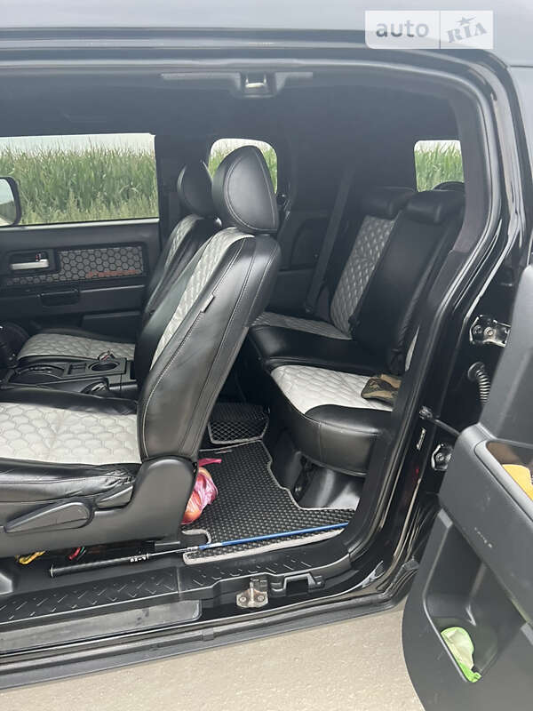 Внедорожник / Кроссовер Toyota FJ Cruiser 2007 в Тернополе