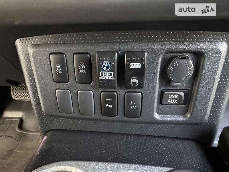 Внедорожник / Кроссовер Toyota FJ Cruiser 2021 в Ивано-Франковске