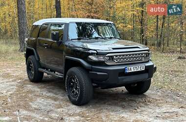 Позашляховик / Кросовер Toyota FJ Cruiser 2009 в Києві