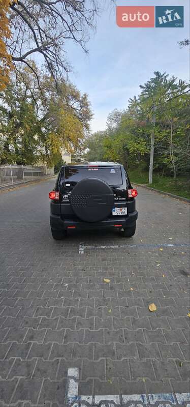 Внедорожник / Кроссовер Toyota FJ Cruiser 2006 в Одессе фото 23 Внедорожник / Кроссовер Toyota FJ Cruiser 2006 в Одессе