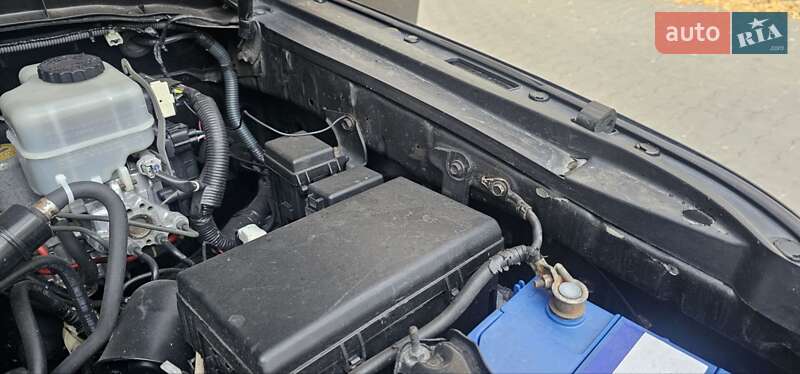 Внедорожник / Кроссовер Toyota FJ Cruiser 2006 в Одессе фото 32 Внедорожник / Кроссовер Toyota FJ Cruiser 2006 в Одессе