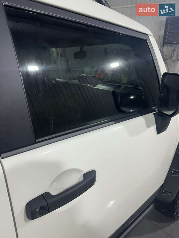 Внедорожник / Кроссовер Toyota FJ Cruiser 2008 в Шостке