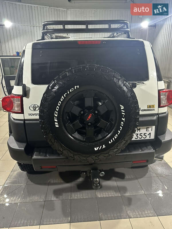 Внедорожник / Кроссовер Toyota FJ Cruiser 2008 в Шостке