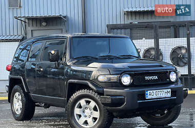 Позашляховик / Кросовер Toyota FJ Cruiser 2007 в Ужгороді