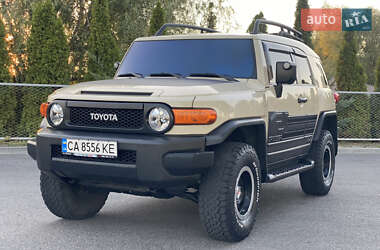 Позашляховик / Кросовер Toyota FJ Cruiser 2010 в Смілі