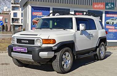 Позашляховик / Кросовер Toyota FJ Cruiser 2010 в Львові