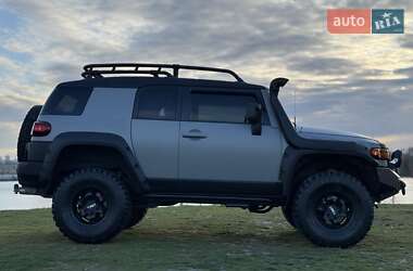 Внедорожник / Кроссовер Toyota FJ Cruiser 2008 в 