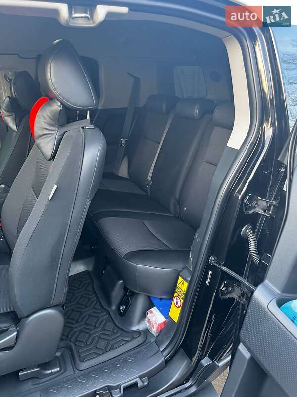 Внедорожник / Кроссовер Toyota FJ Cruiser 2008 в Ружине