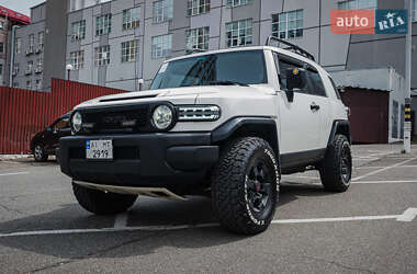 Внедорожник / Кроссовер Toyota FJ Cruiser 2008 в Киеве