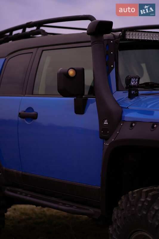 Позашляховик / Кросовер Toyota FJ Cruiser 2007 в Івано-Франківську фото 13 Позашляховик / Кросовер Toyota FJ Cruiser 2007 в Івано-Франківську