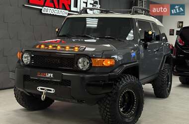 Позашляховик / Кросовер Toyota FJ Cruiser 2007 в 