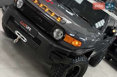 Позашляховик / Кросовер Toyota FJ Cruiser 2007 в 