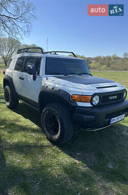 Внедорожник / Кроссовер Toyota FJ Cruiser 2008 в 