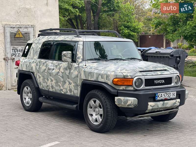 Внедорожник / Кроссовер Toyota FJ Cruiser 2006 в Одессе