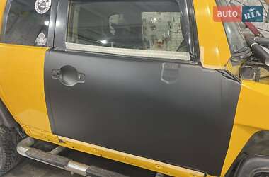 Позашляховик / Кросовер Toyota FJ Cruiser 2008 в 