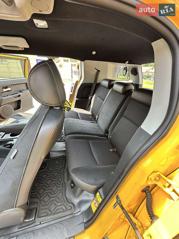 Внедорожник / Кроссовер Toyota FJ Cruiser 2008 в Ирпене