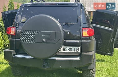 Позашляховик / Кросовер Toyota FJ Cruiser 2008 в 