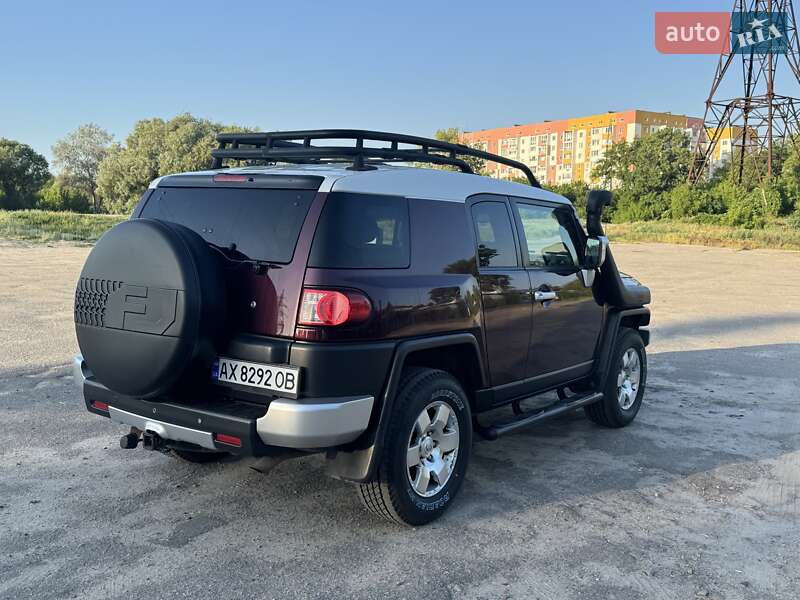 Внедорожник / Кроссовер Toyota FJ Cruiser 2007 в Харькове