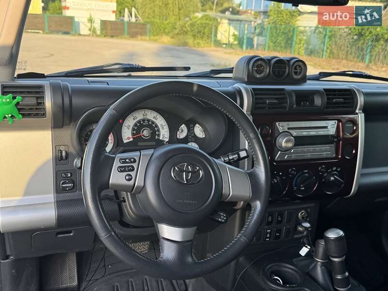 Внедорожник / Кроссовер Toyota FJ Cruiser 2007 в Харькове