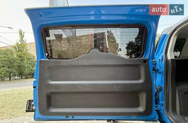 Внедорожник / Кроссовер Toyota FJ Cruiser 2006 в 