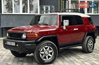 Позашляховик / Кросовер Toyota FJ Cruiser 2008 в 