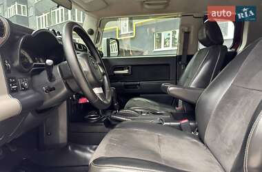 Позашляховик / Кросовер Toyota FJ Cruiser 2008 в 