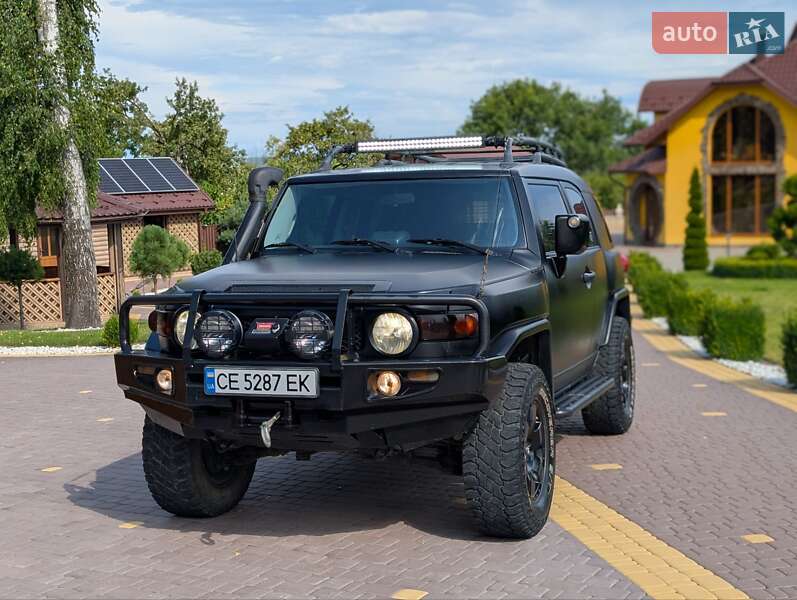 Внедорожник / Кроссовер Toyota FJ Cruiser 2007 в Ивано-Франковске