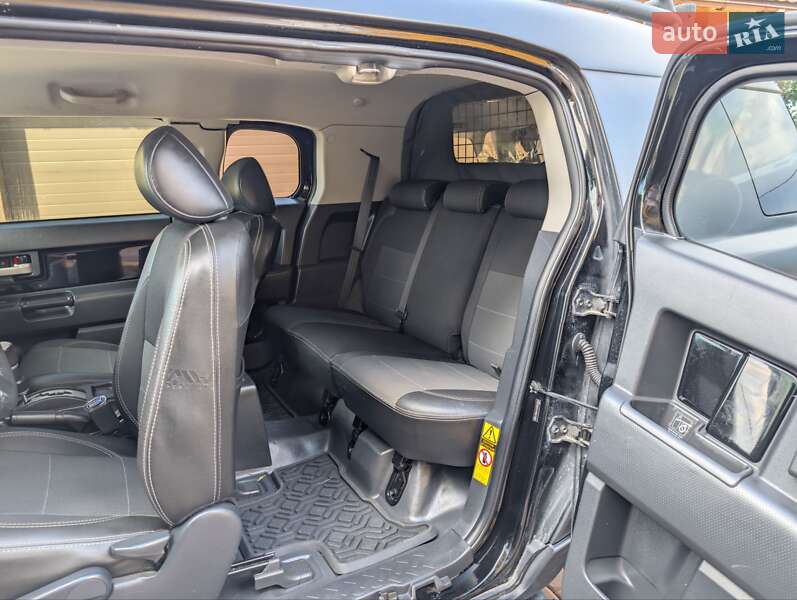 Внедорожник / Кроссовер Toyota FJ Cruiser 2007 в Ивано-Франковске