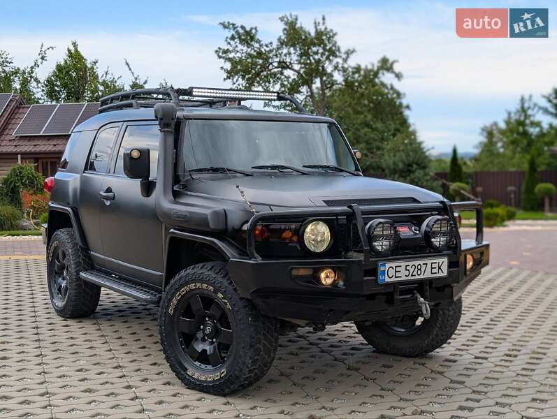 Внедорожник / Кроссовер Toyota FJ Cruiser 2007 в Ивано-Франковске