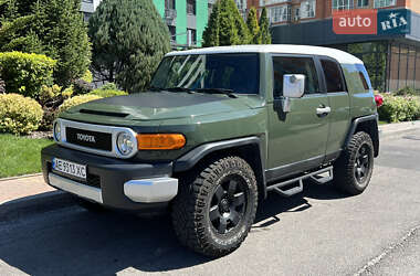 Внедорожник / Кроссовер Toyota FJ Cruiser 2013 в Днепре
